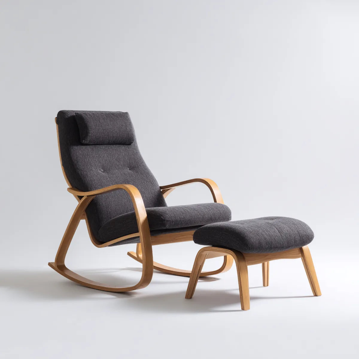 Fauteuil à bascule avec repose-pieds gris anthracite 68 x 94 x 100 cm structure en contreplaqué de bouleau courbé forme inclinée